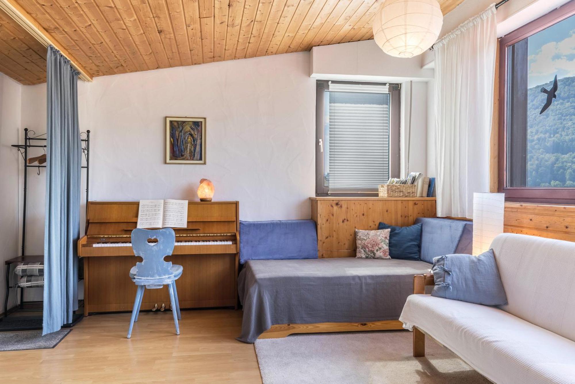 Ferienwohnung Am Samuelstein Bad Urach Εξωτερικό φωτογραφία
