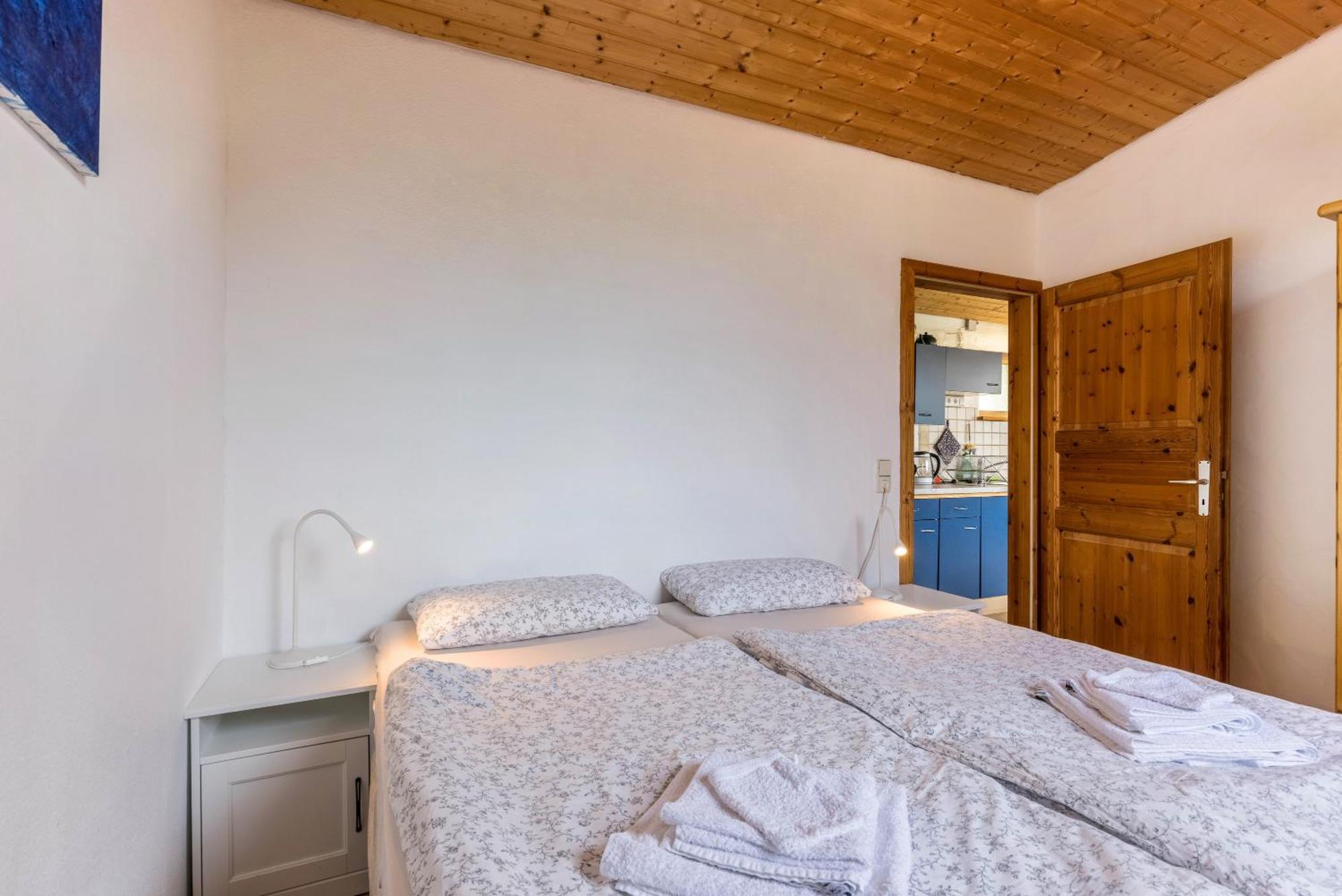 Ferienwohnung Am Samuelstein Bad Urach Εξωτερικό φωτογραφία