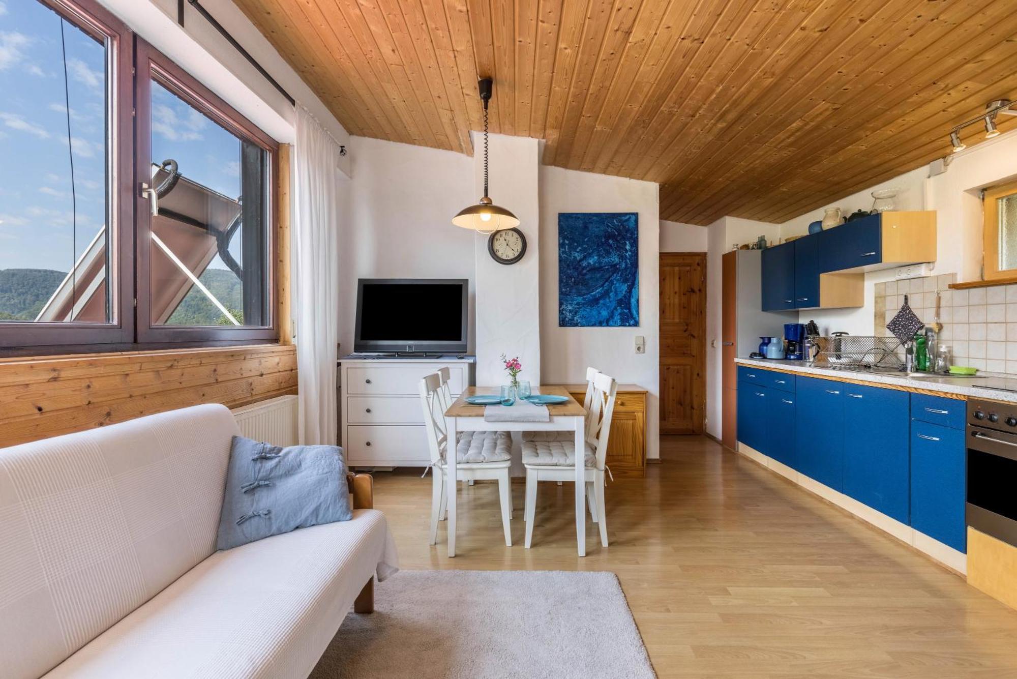 Ferienwohnung Am Samuelstein Bad Urach Εξωτερικό φωτογραφία